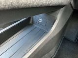 HDMI搭載、ナビモニターに映像を映し出せます