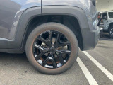 タイヤの状態も良好です。