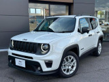 【フロントグリル】7スロットルグリルはJeep伝統の証です。SUVのみにこだわり続けている伝統あるJeep車へお乗り頂いてみてはいかがですか?