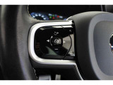 アダプティブクルーズコントロール・パイロットアシスト(車線維持機能付き追従型クルーズコントロール)はスイッチ一つの簡単操作です