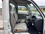 運転する際の心地よさは、シートが大部分を占めるかと思います。ぜひ一度実車をご確認下さい!