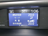左右独立温度コントロールフルオートエアコンです。運転席、助手席それぞれで独立して温度設定ができます。冷え性の方が乗っても安心ですね♪