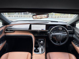クラウンスポーツ 2.5 Z E-Four 4WD 本革シート