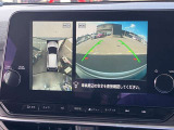 アラウンドビューモニターです!上空から貴方のお車をモニタニングしている様に車両の周りの安全確認が出来ます!