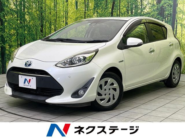トヨタ アクア 