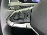 Travel Assist。設定した速度を上限に自動で加減速し、一定の車間距離,およ走行レーンを保つことでロングドライブの疲労を軽減します。