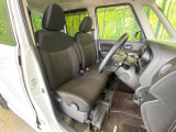 運転席シート廻りは使用感も少なく、良好な状態となっています。丁寧に使われていたことがよくわかりますね。