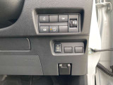 愛車のコーティングなども行っております。毎年100件以上の施工実績がありますので、ご安心してお頼みください。