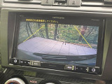 【サイド&バックカメラ】停車・駐車時に死角になりがちな運転席から見えづらいサイドとリアの障害物を確認できます!雨天時や夜間などは特に活躍してくれるアイテムです。