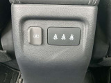 後部座席用USBです。