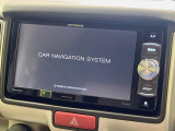 【ナビゲーション】目的地までしっかり案内してくれる使いやすいナビ。Bluetooth接続すればお持ちのスマホやMP3プレイヤーの音楽を再生可能!毎日の運転がさらに楽しくなります!!