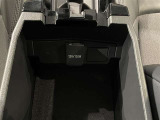 12V/120W&rArr; アクセサリーソケット。
