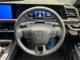 【純正革巻きステアリング】上質な革を使用することで、手にしっかり馴染みとても運転しやすいハンドルです♪