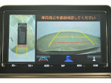 専用のカメラにより、上から見下ろしたような視点で360度クルマの周囲を確認することができます☆縦列駐車や幅寄せ時に活躍してくれます