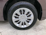 純正スチールホイールキャップ付です!タイヤサイズは165/65R14