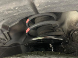 お車を安心してお乗りいただく為には、足回りの定期点検が欠かせません。サービスサポート(有償保証)では無料点検もご提供しており、安心のカーライフをお過ごしいただけるサポート体制が整っています。