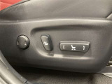 パワーシート搭載。微妙な調整が手軽にでき、ピッタリのポジションで運転することが可能です。