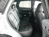 マツダ車はもちろんのこと、他銘柄のお車も豊富に展示中!!あなたにぴったりのお車が見つかるはず!米子マツダ中古車スタッフ全員でお待ちしております♪