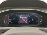 デジタル液晶メーター&rdquo;Digital Cockpit Pro&rdquo;です。画面の切り替えは、ハンドルのボタンで簡単に操作ができます。
