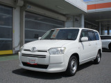 当店では納車整備の際にエンジンで使っているバッテリーまで新品に交換致しますので、ご安心ください!エンジンオイル、エレメント、ワイパーゴム、エアコンフィルタ、ブレーキパッドも半分以下なら交換致します!