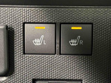 寒い日のドライブを快適にする運転席&助手席シートヒーターが付いてます。その隣にはアクセサリーソケット(12V/120W)も装備されています。