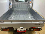 軽自動車はもちろん、乗用車、商用車、福祉車両や他銘柄のお車など、豊富なラインアップで取り揃えております。スタイルも走りも多彩なクルマの中から、お客様にぴったりの1台がきっと見つかります。