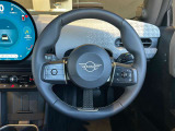 アクティブクルーズコントロール付き!前車との車間調整を自動で行ってくれるので、ロングドライブも楽楽です。