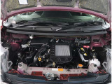 【エンジンルーム】エンジンルームもキレイに洗浄されています。ご納車前にしっかり整備させて頂きますので、ご安心ください。