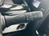 ステアリングには様々なスイッチが付いておりますので運転しながらの操作も楽ちんです♪