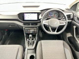 輸入車ならではの、細部まで作り込まれた、洗練されたデザインです。運転席からの視界は、店頭にてお客様ご自身の目でお確かめください.