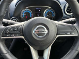 ハンドルには各種スイッチがありますが、運転中でも操作がしやすくなっております。