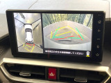 【パノラミックビューモニター】専用のカメラにより、上から見下ろしたような視点で360度クルマの周囲を確認することができます☆縦列駐車や幅寄せ時に活躍してくれます♪