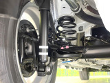 お車を安心してお乗りいただく為には、足回りの定期点検が欠かせません。サービスサポート(有償保証)では無料点検もご提供しており、安心のカーライフをお過ごしいただけるサポート体制が整っています。