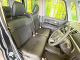 運転席シート廻りは使用感も少なく、良好な状態となっています。丁寧に使われていたことがよくわかりますね。
