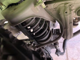 お車を安心してお乗りいただく為には、足回りの定期点検が欠かせません。サービスサポート(有償保証)では無料点検もご提供しており、安心のカーライフをお過ごしいただけるサポート体制が整っています。