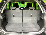 普段のお買い物や通勤、送迎等に十分な荷室スペースを確保しております。セカンドシートを倒すと、大きな荷物の積載も可能です♪