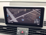 ●純正ナビ:一体感のあるナビは、高級感ある車内を演出してくれます。オーディオ機能も充実しておりますので、運転もより楽しめます♪