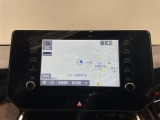 純正ナビを装備。タッチパネル式で使いやすく、お出かけもラクラクです。