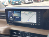 NissanConnectインフォテインメントシステムです。Google搭載となり、ナビゲーションはもちろん、普段スマートフォンで楽しんでいる情報やエンターテイメントを車内でも利用できます。(登録は別途料金です)