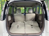 普段のお買い物や通勤、送迎等に十分な荷室スペースを確保しております。セカンドシートを倒すと、大きな荷物の積載も可能です♪