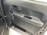 【パワーウインドウ】運転席のスイッチで、各席の窓ガラスの開閉ができます!あると便利ですよね!