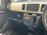 【オートエアコン】車内温度を感知して自動で温度調整をしてくれるのでいつでも快適な車内空間を創り上げます!