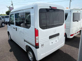 ☆お車についた傷やヘコミ、事故の修理もハヤシにお任せください。自社鈑金工場で修理ができますの安心です☆