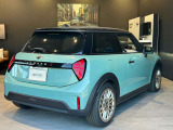 かわいいテールのデザインはほかの車にはない魅力があります。ひと目で&ldquo;MINI&rdquo;とわかるデザインです。