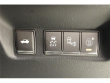 大好評のボディコーティング「ハイモースコート」もご納車までに施工可能。雨染みや線傷など中古車だからと諦めていませんか?ピカピカの状態でお乗り出しいただけます。