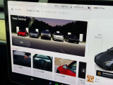 初めてのテスラでも安心!車両の操作方法や機能を、動画やイラストで分かりやすく解説するチュートリアル機能を搭載。納車後すぐに、テスラの魅力を最大限に活用できます。
