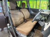 運転席シート廻りは使用感も少なく、良好な状態となっています。丁寧に使われていたことがよくわかりますね。