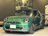 【MINI正規ディーラーMINI NEXT福岡東】弊社車輌をご覧頂き、誠にありがとうございます♪車輌価格には保証料金も含まれております。安心してご検討下さい! ※定休日 第二・第三火曜日と毎週水曜日