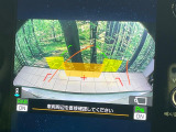【フロント&サイド&バックカメラ】ドライバーから見にくい死角部分を映像で確認できるカメラを各所に装着。見通しがきかない場所や住宅密集地などを運転することが多い人におすすめの安心装備です。