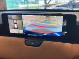 【360&deg;ビューモニター】専用のカメラにより、上から見下ろしたような視点で360度クルマの周囲を確認することができます☆死角部分も確認しやすく、狭い場所での切り返しや駐車もスムーズに行えます。